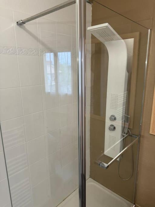 Appartement Confort Et Balcon Ludon-Médoc Eksteriør bilde